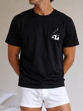 PANDA 🐼 Men's XL Black Short Sleeve Tee T-shirt
